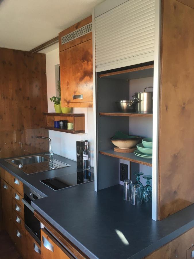 Tiny House Im Seecontainer Mit Parkplatz, Glasfaser, Netflix, Veranda Und Gehobener Ausstattung Coburg Exterior photo