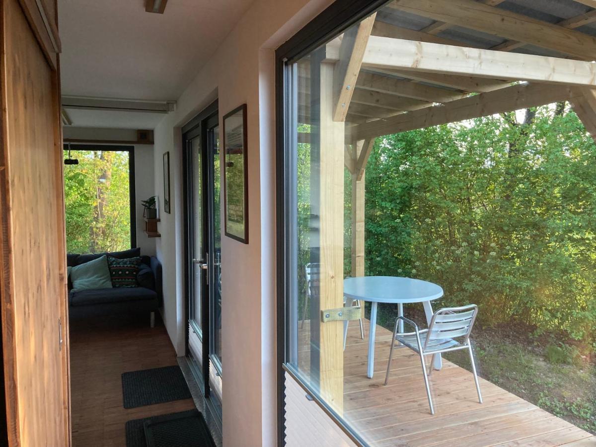 Tiny House Im Seecontainer Mit Parkplatz, Glasfaser, Netflix, Veranda Und Gehobener Ausstattung Coburg Exterior photo