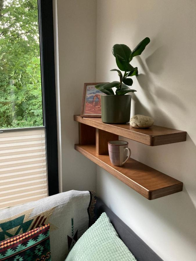 Tiny House Im Seecontainer Mit Parkplatz, Glasfaser, Netflix, Veranda Und Gehobener Ausstattung Coburg Exterior photo